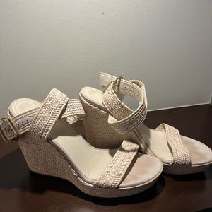Stuart Weitzman Cream Wedges